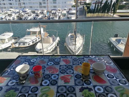 Santa Margarida Apartment | Apartamento luminoso en Santa Margarita con terraza y piscina, cerca de la playa de la Rubina - ES-258-79