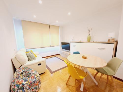 Distrito Oeste Apartment | Apartamento Mario Playa