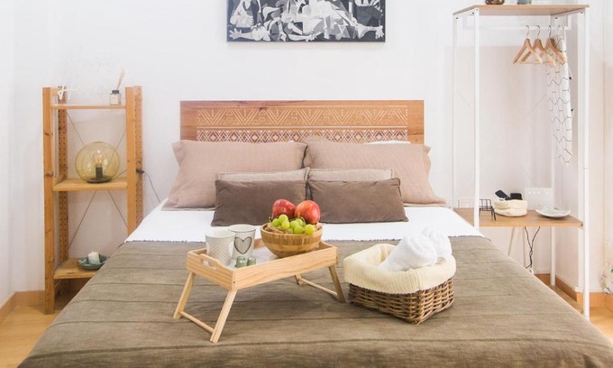 Lagunillas Apartment | Apartamento Picasso