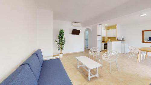 Playa de San Juan Apartment | Apartamentos Concorde