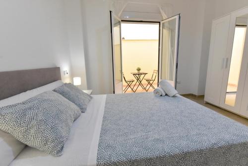 Alcala Del Rio Apartment | Apartamentos Económicos | 10 minutos Sevilla | BA