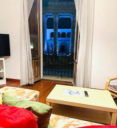Merida Old Town Apartment | Apartamentos Templo Diana -Vistas Históricas-