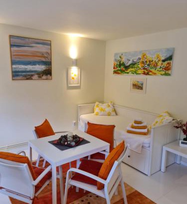 Busteni Apartment | Apartamentul ALB