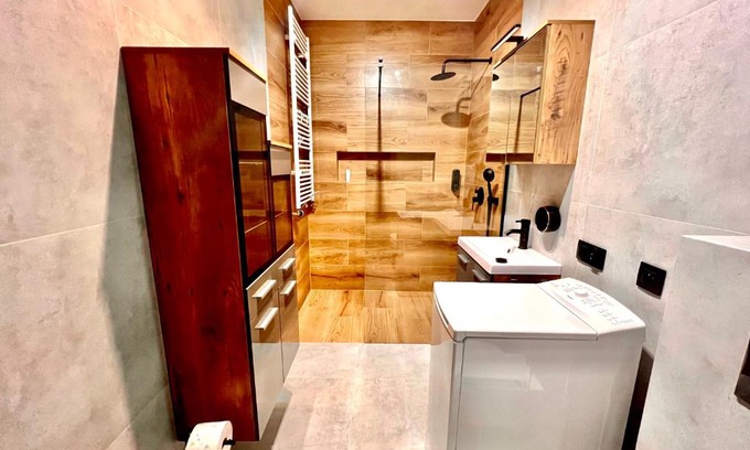 Baluty Apartment | Apartamenty Drewnowska 77 Manufaktura