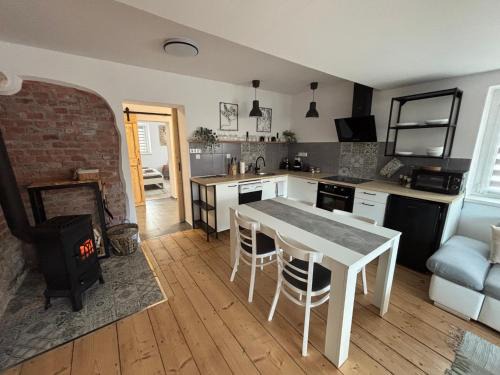 Frysava pod Zakovou horou Apartment | Apartmán 101
