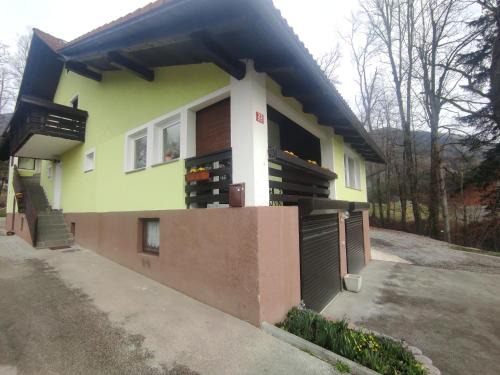 Preddvor Apartment | APARTMA ZADNIKAR