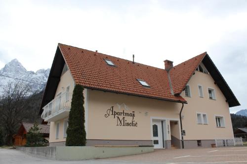 Gozd Martuljek Apartment | Apartmaji Misotič