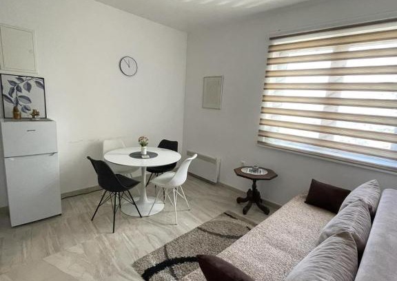 Brdo Apartment | Apartman Gakić 1
