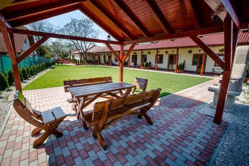 Velky Meder Apartment | Apartman Levandula