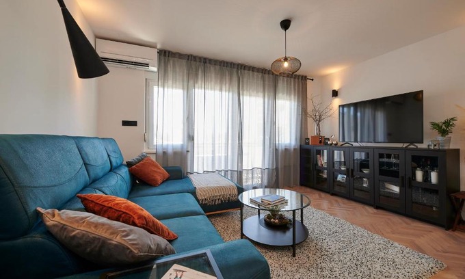 Trogir Apartment | Apartman Miro - center of Trogir