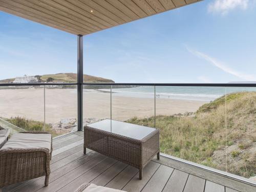 Bigbury-on-Sea Apartment | Apartment 18, Burgh Island Causeway