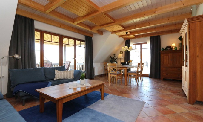 Loddin Apartment | Apartment 2, Achterwasserblick, upper floor, 2 rooms, Loddin - Ferienwohnungen Herrmann