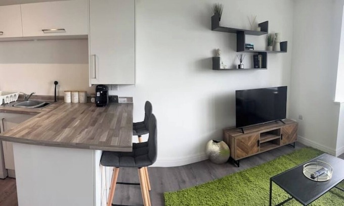 Hull Apartment | Apartment 7, St Marks Court