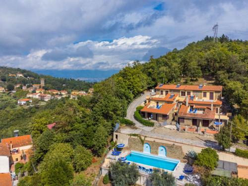 San Baronto Apartment | Apartment Agrifoglio by Interhome