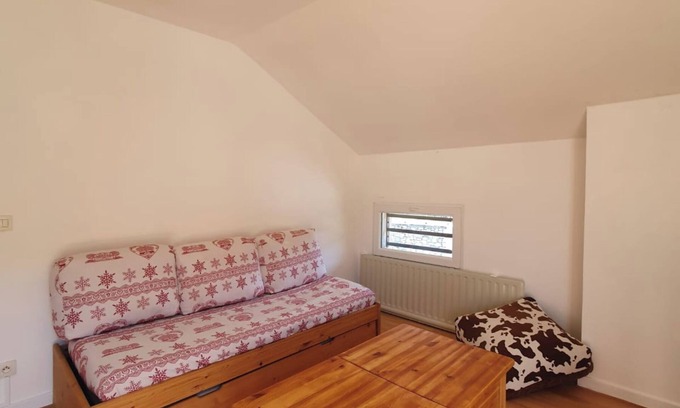 Aime Apartment | Apartment 'Aime La Plagne' with Mountain View, Balcony and Wi-Fi