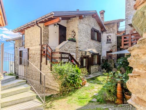 Domaso Apartment | Apartment Alla Fontana by Interhome