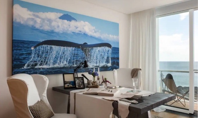 Praia da Vitoria Apartment | Apartment 'Apartamento Boavista' with Sea View, Wi-Fi and Air Conditioning