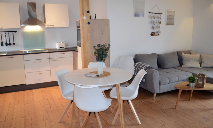 Heide Apartment | Apartment/apartment for 4 guests with 61m² in Heide (123743)