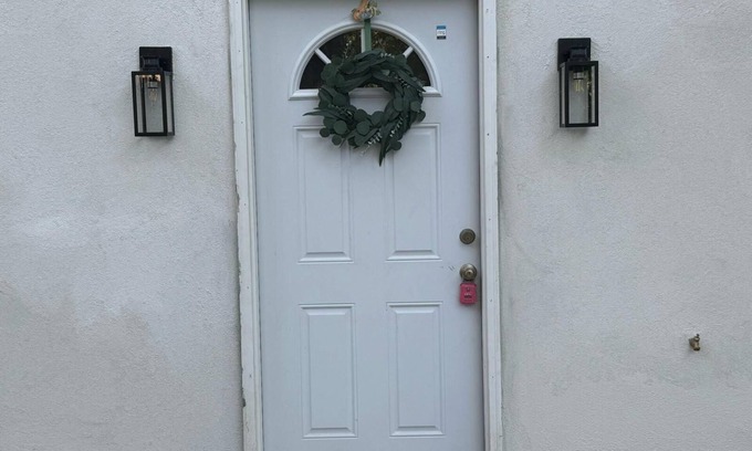 Northwest Yonkers Apartment | Apartment B - Next to Hiking Trail - Back Entrance