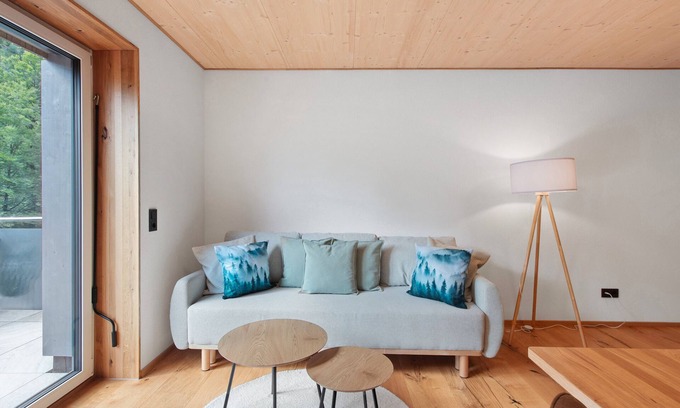 St. Blasien Apartment | Apartment 'Buche' with Balcony and Wi-Fi