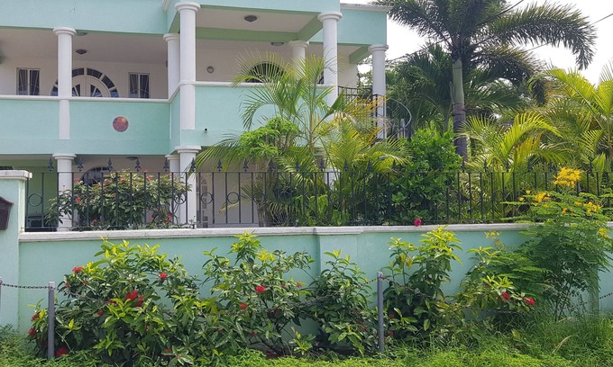 Brighton Apartment | Apartment by the sea under a minute to the beautiful beach