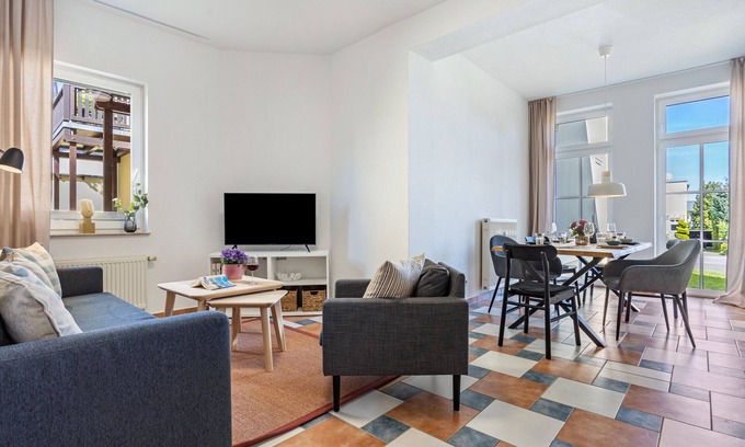 Zinnowitz Apartment | Apartment 'Casa Bella' with Private Terrace and Wi-Fi