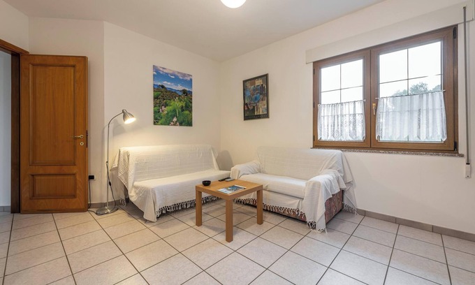 Sant'Anna Arresi Apartment | Apartment Casa Colonia 1 with Sea View, Shared BBQ and Wi-Fi