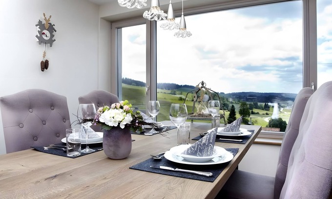 Ibach Apartment | Apartment 'Chillout' with Spa Area and Mountain View