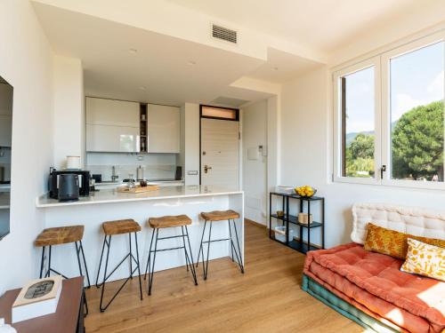 Cisano sul Neva Apartment | Apartment Citrus Garden by Interhome