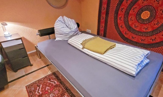 Metzkausen Apartment | Apartment close to nature,airport, fair