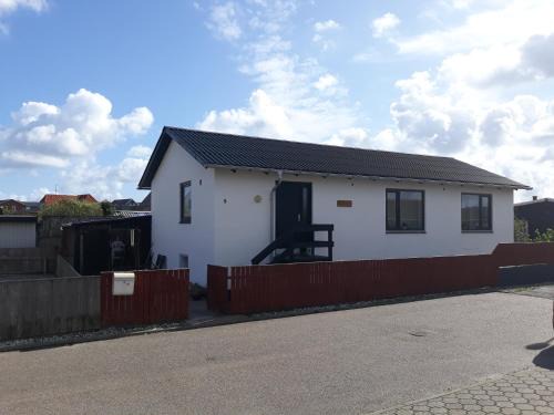 Hvide Sande Apartment | Apartment Fanny fri adgang til svømmehal