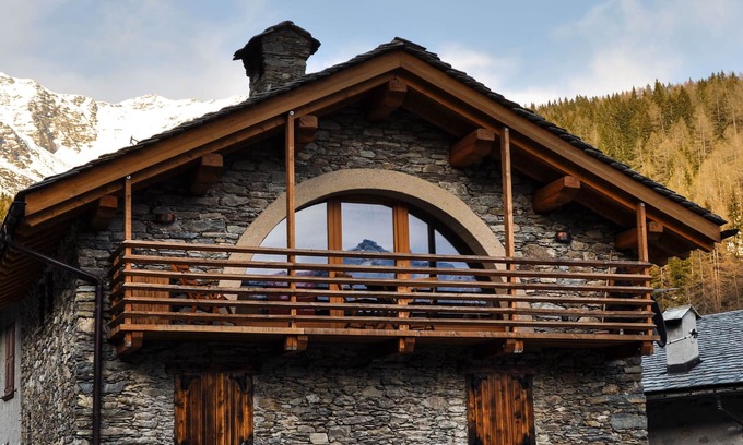 Scalcoggia Apartment | Apartment/flat in alpine style Mansard - Madesimo