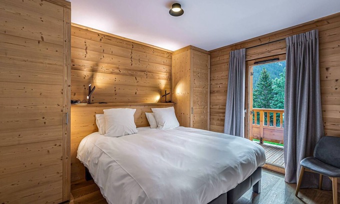Courchevel Villa | Apartment Merle - Three Bedroom Villa, Sleeps 6