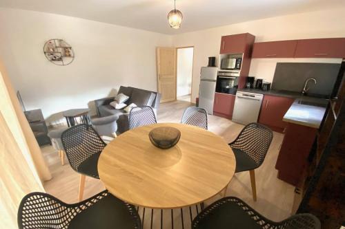 Saint-Jean-de-Maurienne Apartment | Apartment for 4 to 6 people with a 60m terrace