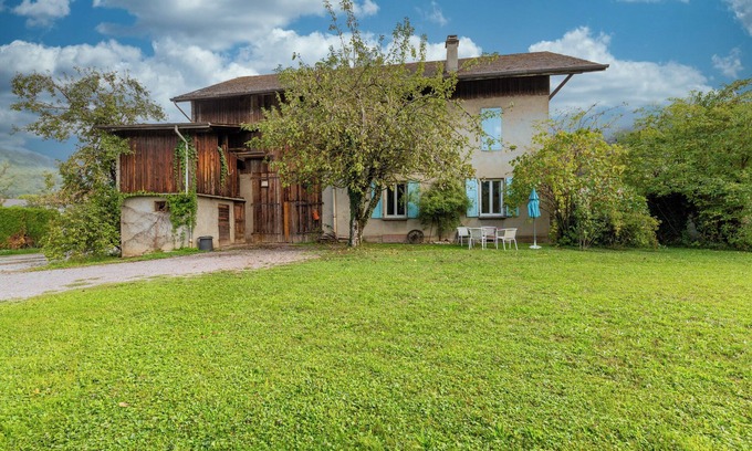 Thyez Villa | Apartment 'Gab's House Vallée' with Mountain View, Garden & Wi-Fi