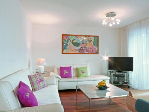 Wengen Apartment | Apartment Goldenhorn Apt-F by Interhome