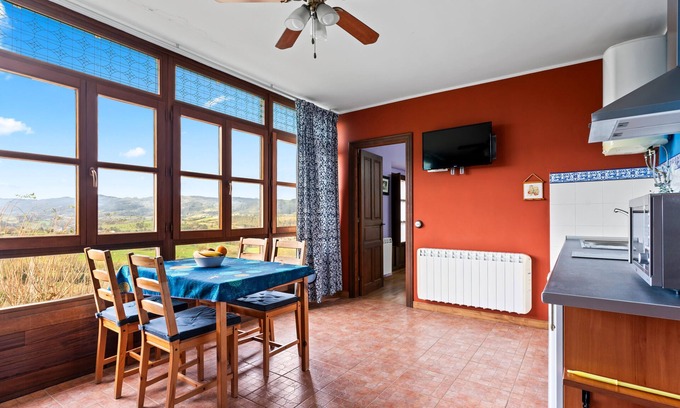 Tornon Apartment | Apartment 'Gramática' with Mountain View, Private Terrace and Wi-Fi
