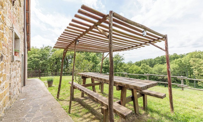 Chianciano Terme Apartment | Apartment 'Granaio' with Mountain View, Shared Pool and Wi-Fi