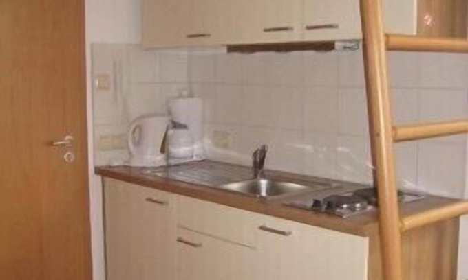 Neuoetting Apartment | Apartment Holzknecht 4 persons, 24sqm, shower, WC, combined living room and bedroom