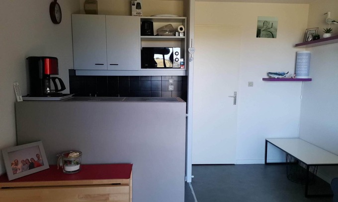 Granville Apartment | Apartment in DONVILLE