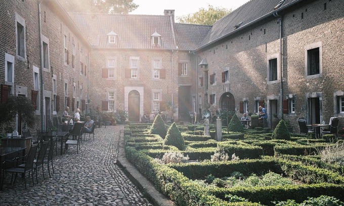 Eijsden Apartment | Apartment in Mesch near Town Center