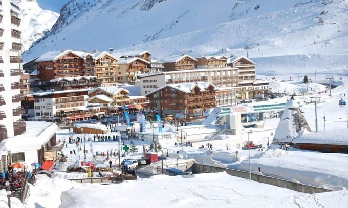 Tignes Apartment | Apartment in residence at the foot of the slopes in Tignes Lac promotion 11/18:02