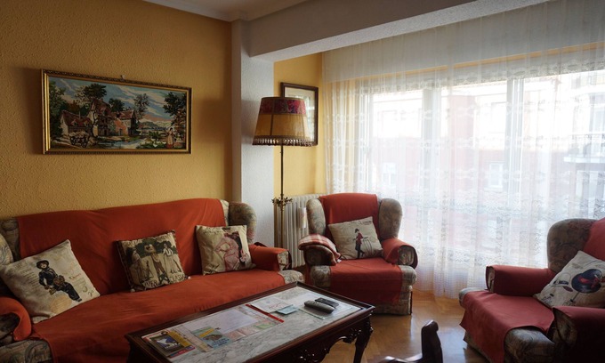 Leon Apartment | Apartment in the heart of Leon, comfortable, spacious and fully equipped.