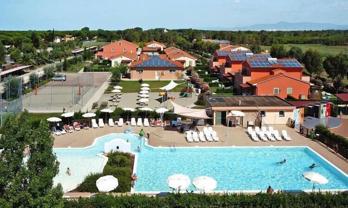 Vada Apartment | Apartment in Tuscany near Beaches & Pool