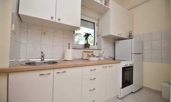 Ravno Apartment | Apartment Kap - Two Bedroom Apartment with Terrace near Dubrovnik