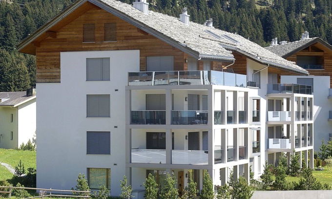 Valbella Apartment | Apartment Kulm 2 by Interhome