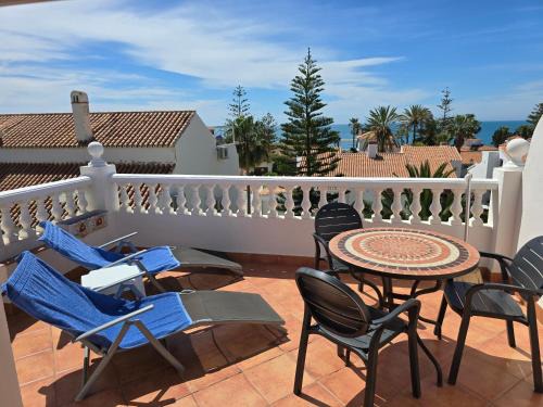 Torrox Costa Apartment | Apartment Mango with Terrace near the Sea, two minutes from the beach