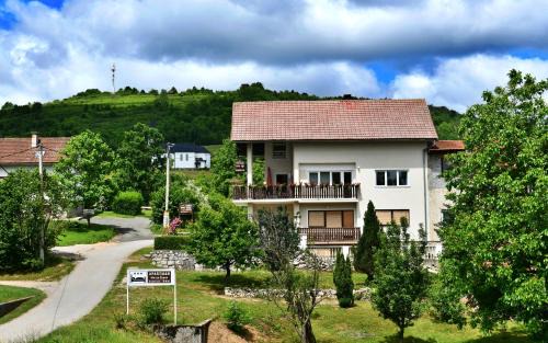 Rakovica Apartment | Apartment Marija Zupan