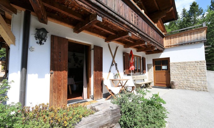 Fuegenberg Apartment | Apartment Platzhirsch directly on the ski slope