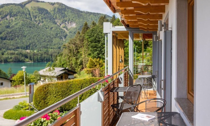 Fuschl am See Bed & Breakfast | Apartment "Roterle" - Haus Bergblick